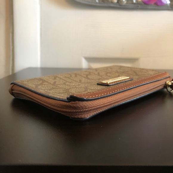 Calvin Klein Wristlet - Picture 11 of 12